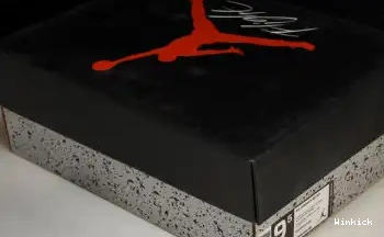 4 RETRO FQ8138-002 AIR FEAR JORDAN 0528